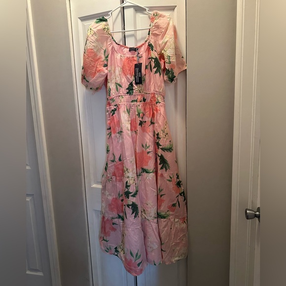 NWT VINEYARD VINES KENTUCKY DERBY TIERED MAXI DRESS